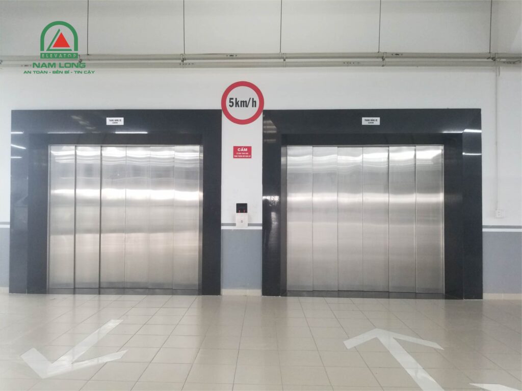 Thang máy tải ô tô